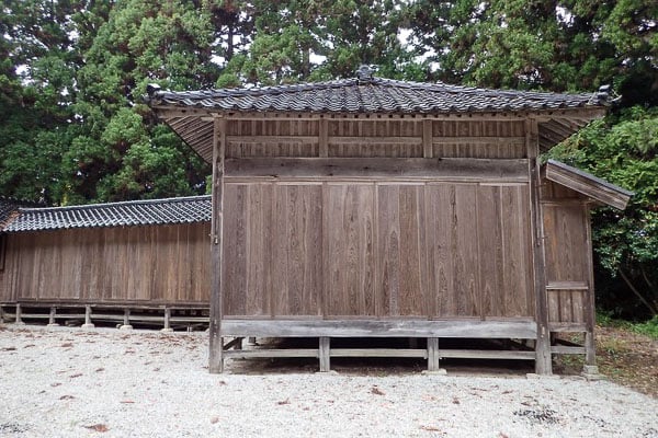 02_両津_諏訪神社能舞台_潟端