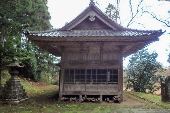 33_南佐渡_白山神社能舞台_上川茂