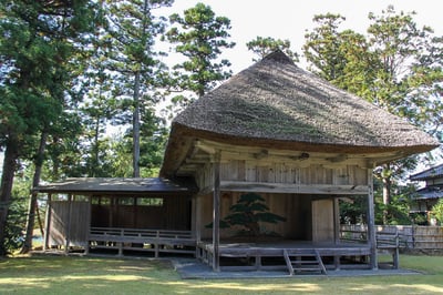 大膳神社　島で最古の能舞台
