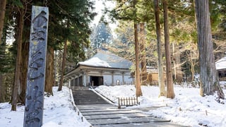 天治元年（1124年）建立当時の姿を今に伝える中尊寺金色堂