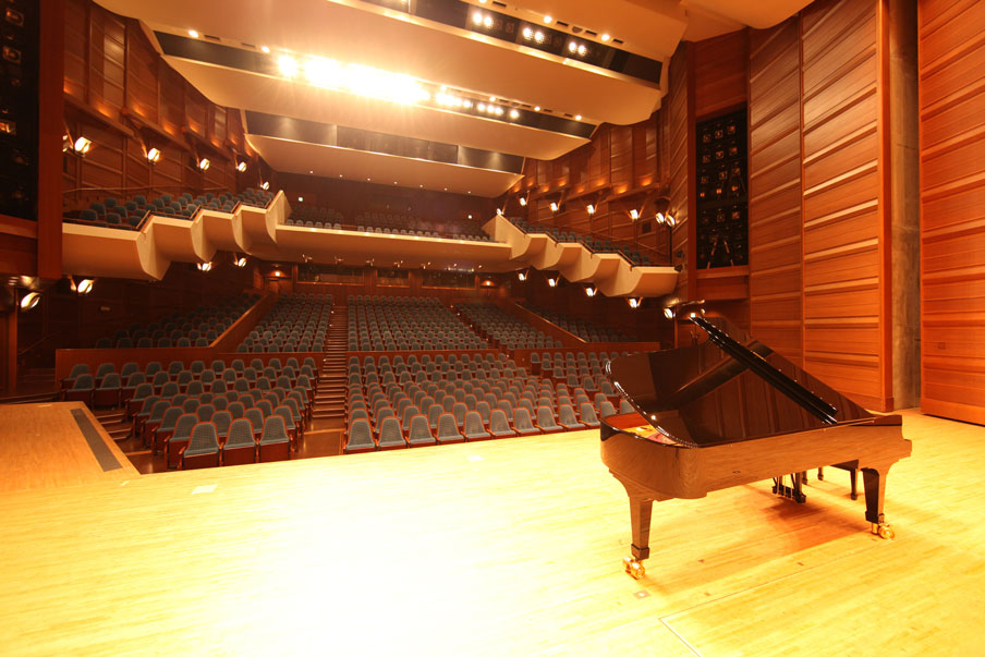 香川県県民ホール レクザムホール