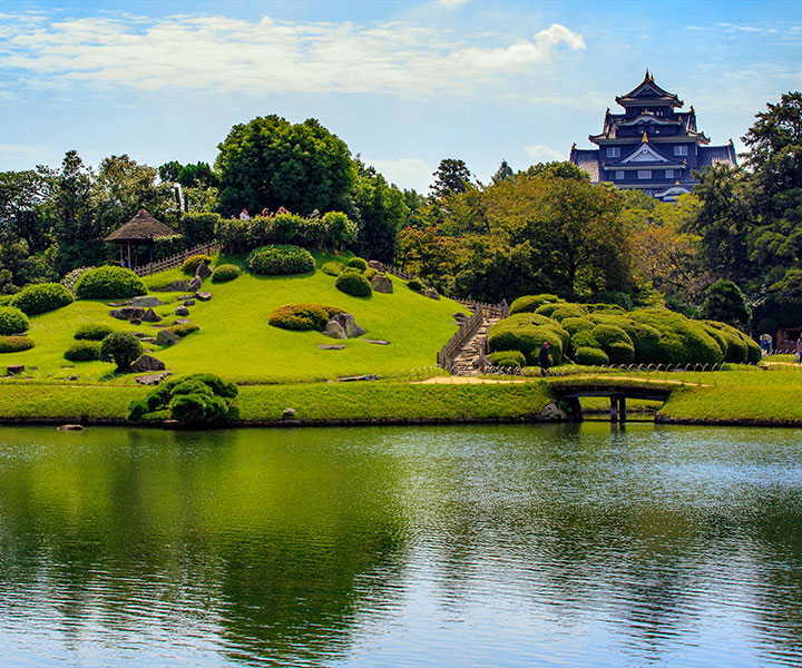 Castle Tower Seen From Okayama Korakuen